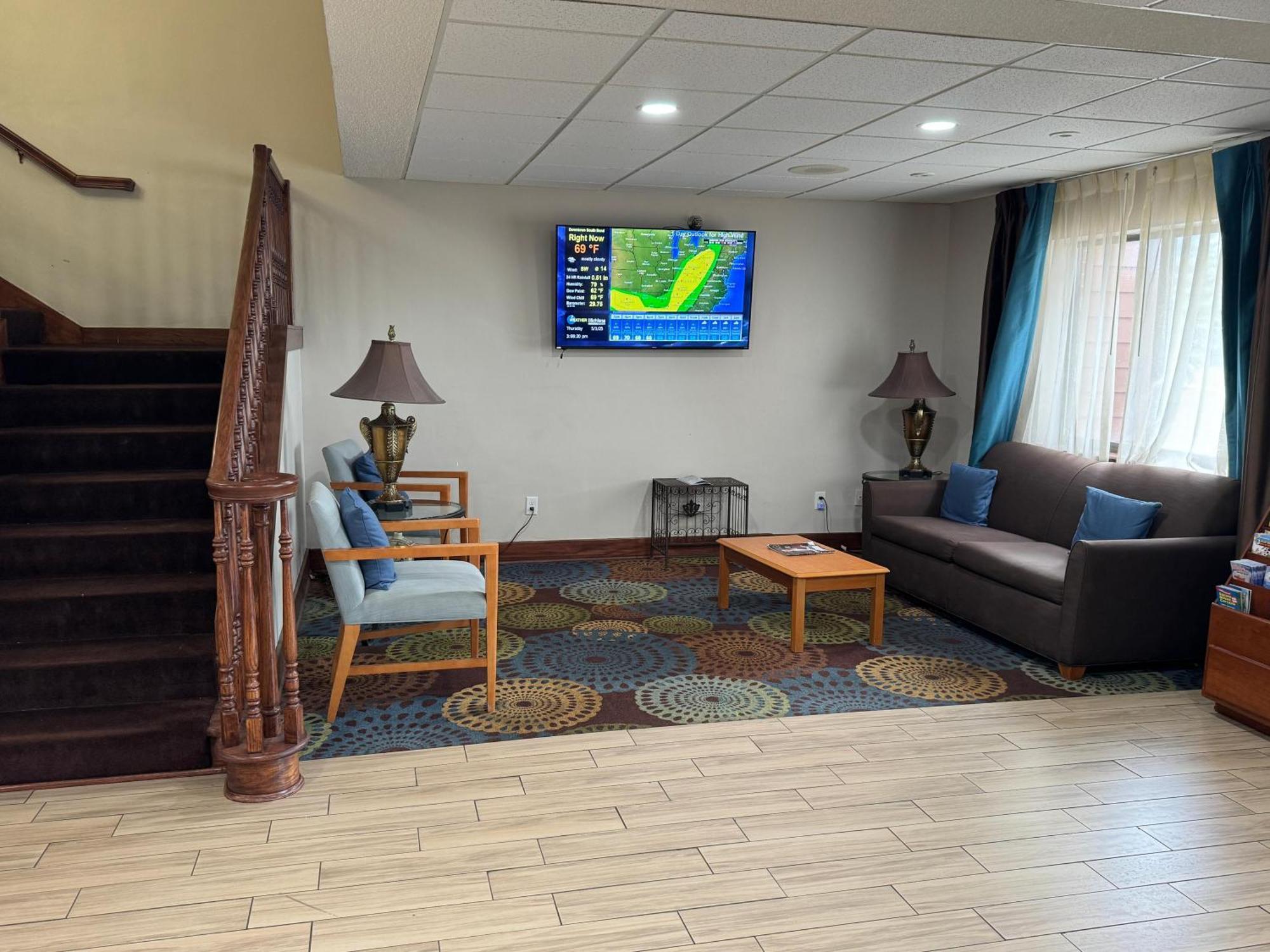 Baymont By Wyndham Mishawaka South Bend Area Hotel Buitenkant foto