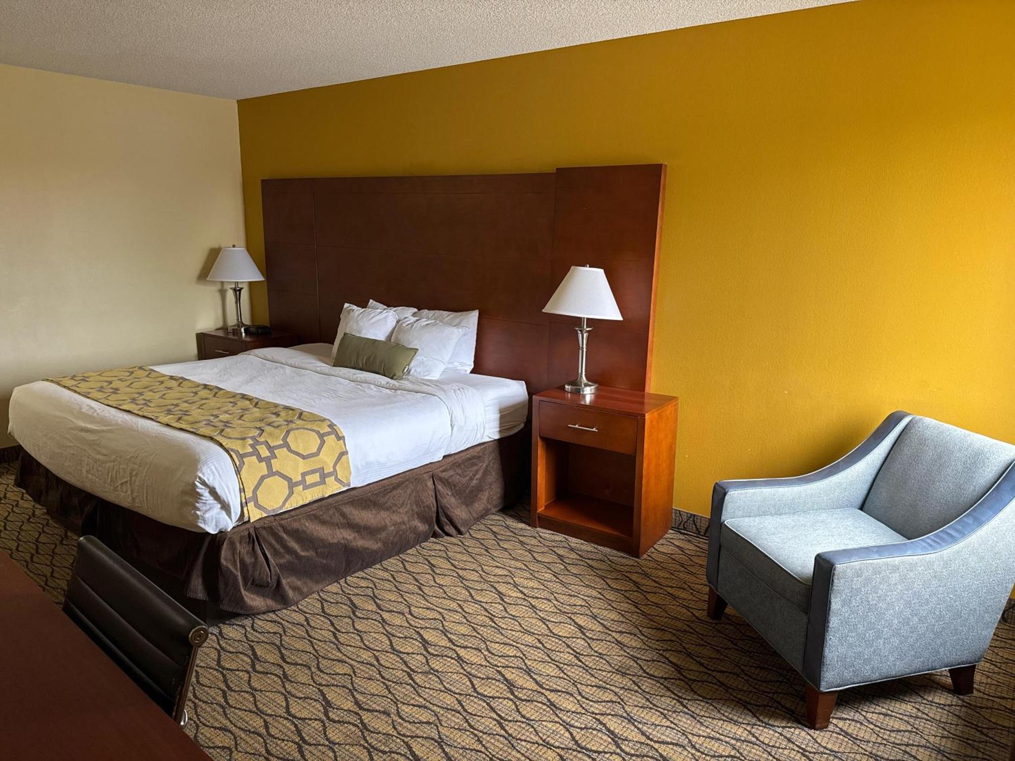 Baymont By Wyndham Mishawaka South Bend Area Hotel Buitenkant foto